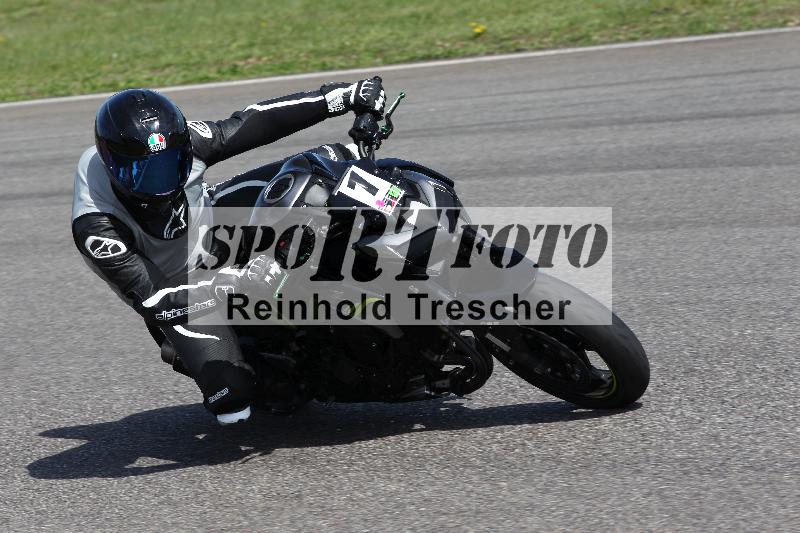 /Archiv-2022/08 17.04.2022 Speer Racing ADR/Instruktorengruppe/1